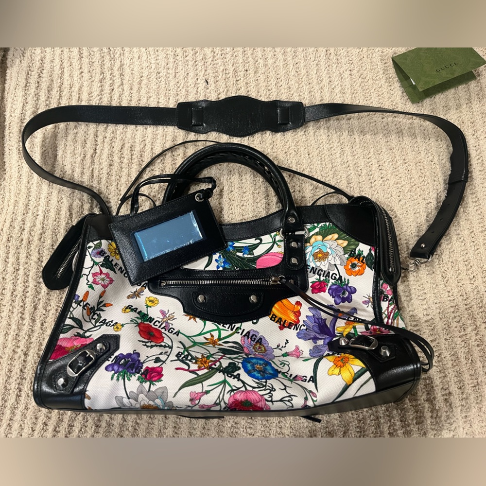 Like new - Gucci x Balenciaga Collab - Hacker Project
